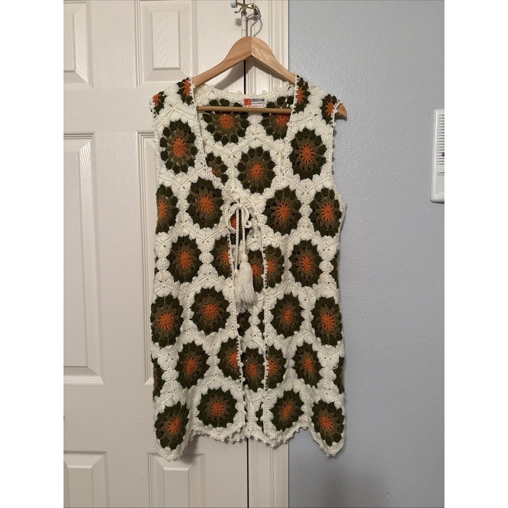 SAN YUEH HANDICRAFT CO. LTD. Handmade Crochet 1970s Long Coverup Women's Size L